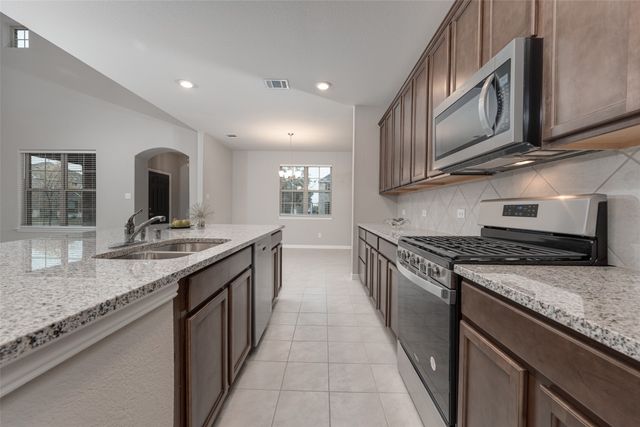 1237 Milfoil Drive, Justin, TX 76247