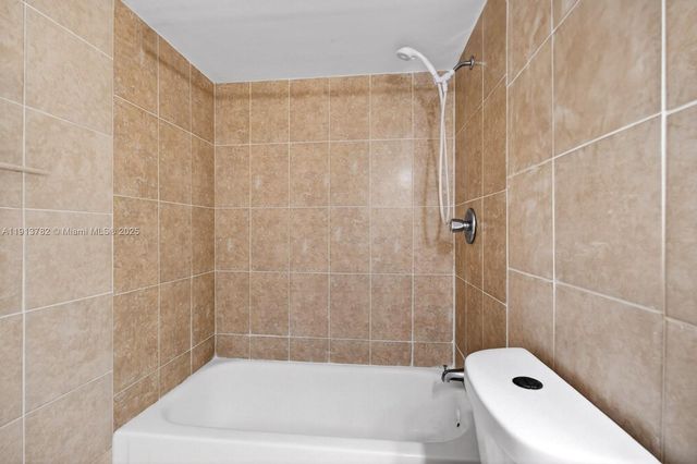 16851 NE 23rd Ave A619, North Miami Beach, FL 33160