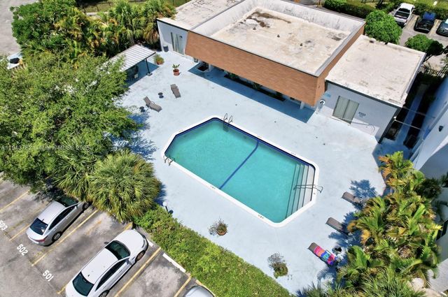 16851 NE 23rd Ave A619, North Miami Beach, FL 33160