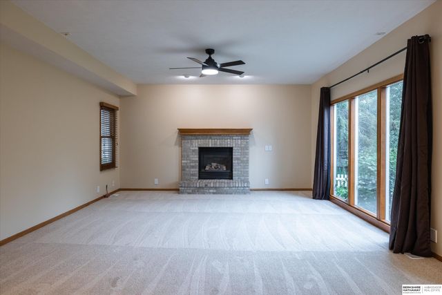 5122 N 141st Street, Omaha, NE 68164