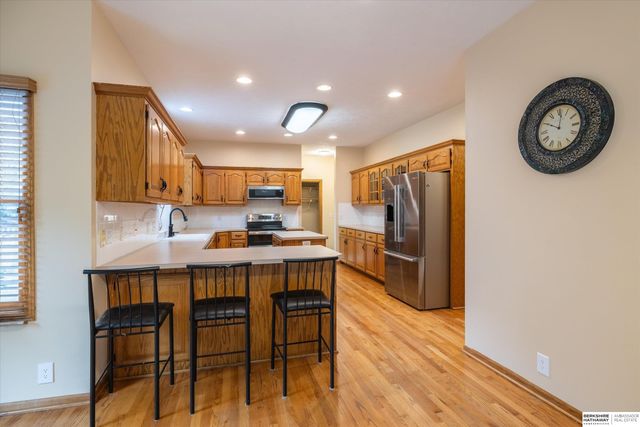 5122 N 141st Street, Omaha, NE 68164