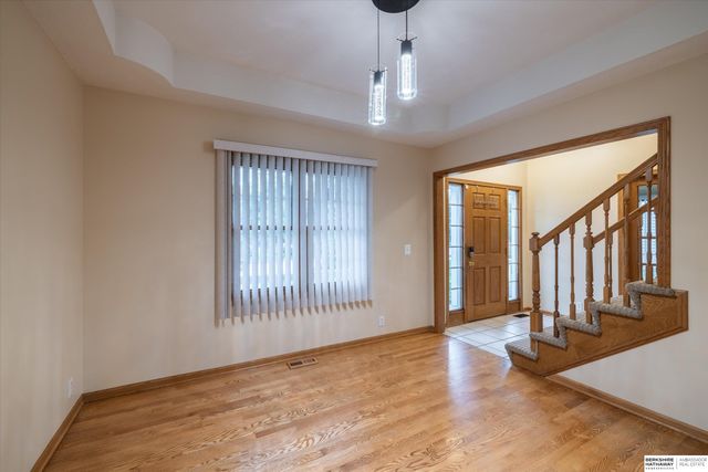 5122 N 141st Street, Omaha, NE 68164