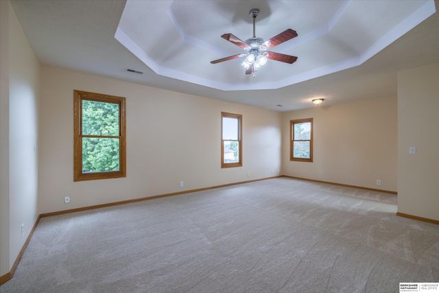 5122 N 141st Street, Omaha, NE 68164