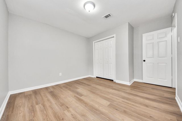 710 Canary Circle, Pasadena, TX 77502