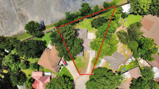 710 Canary Circle, Pasadena, TX 77502