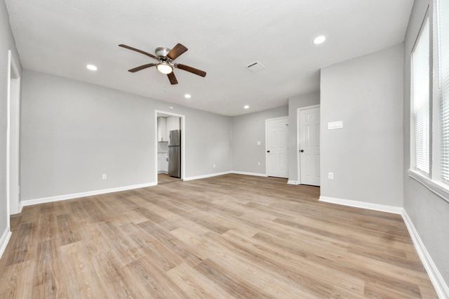 710 Canary Circle, Pasadena, TX 77502