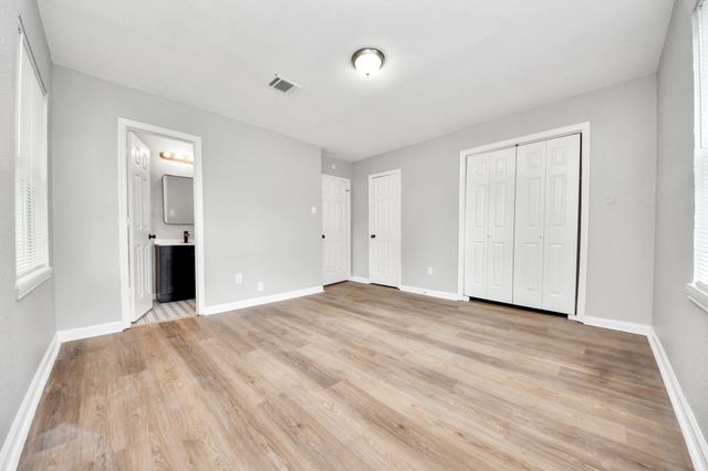 710 Canary Circle, Pasadena, TX 77502