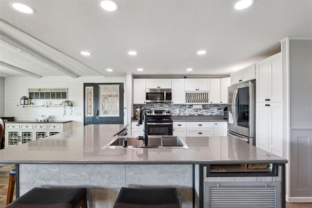 3449 N CITRUS CIRCLE 1637, Zellwood, FL 32798