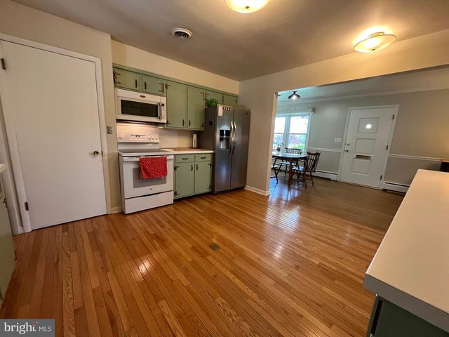 801 MCCOSH ST, Hanover, PA 17331