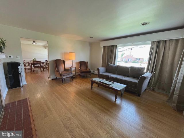 801 MCCOSH ST, Hanover, PA 17331