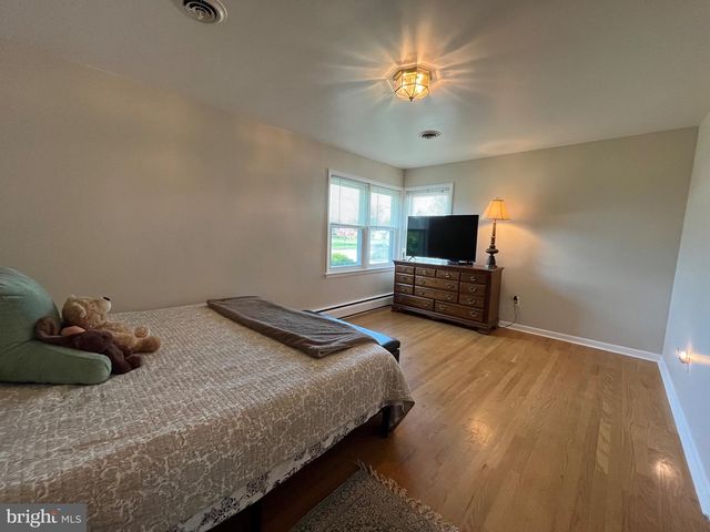 801 MCCOSH ST, Hanover, PA 17331