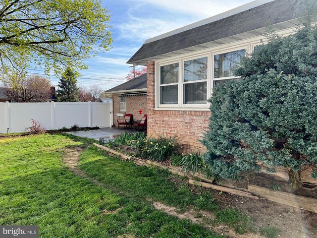 801 MCCOSH ST, Hanover, PA 17331