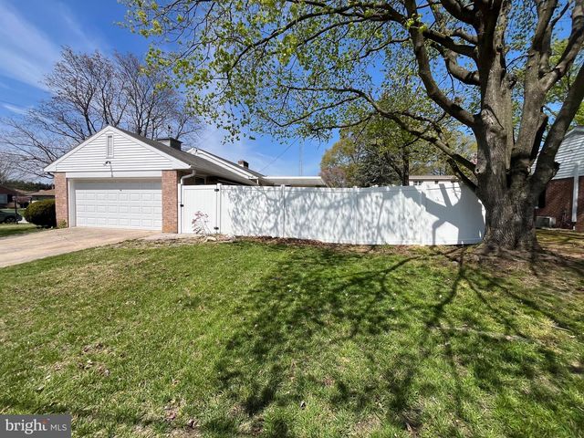 801 MCCOSH ST, Hanover, PA 17331