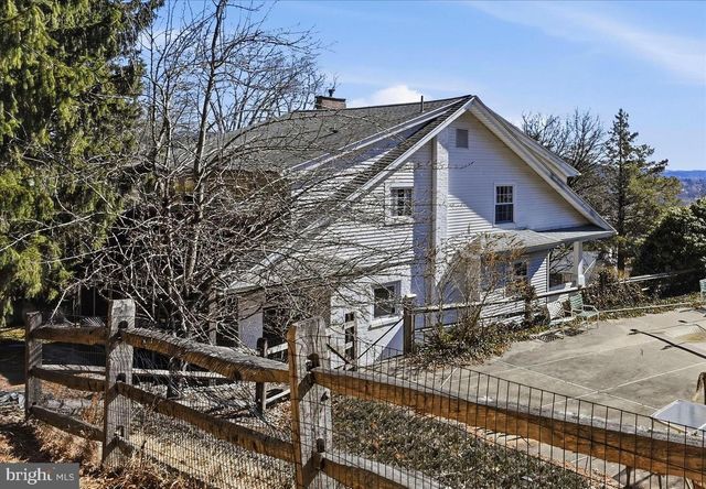 450 FOUNTAIN AVE, Reading, PA 19606