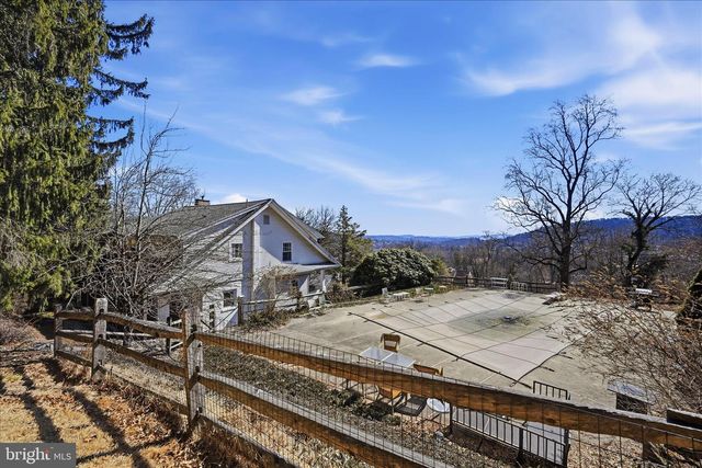 450 FOUNTAIN AVE, Reading, PA 19606