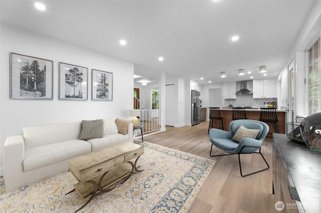 17106 NE 31st Place, Bellevue, WA 98008