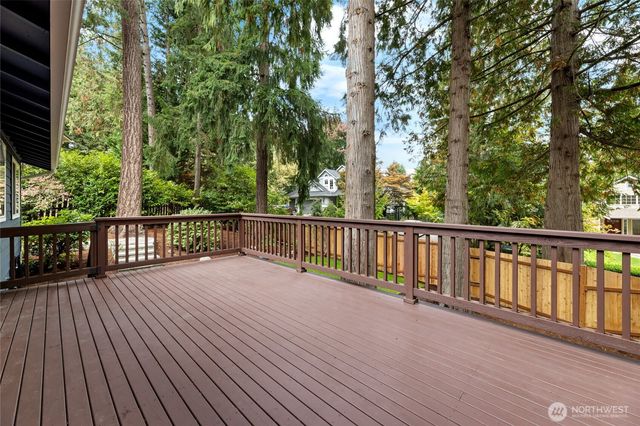 17106 NE 31st Place, Bellevue, WA 98008