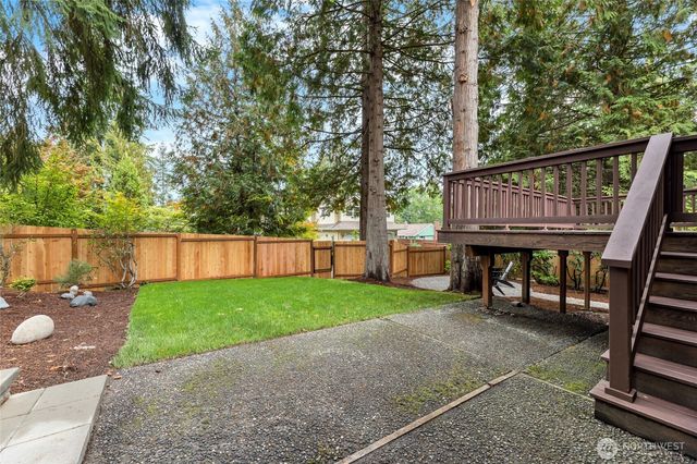 17106 NE 31st Place, Bellevue, WA 98008
