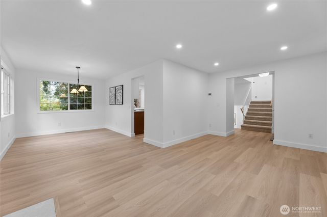 17106 NE 31st Place, Bellevue, WA 98008