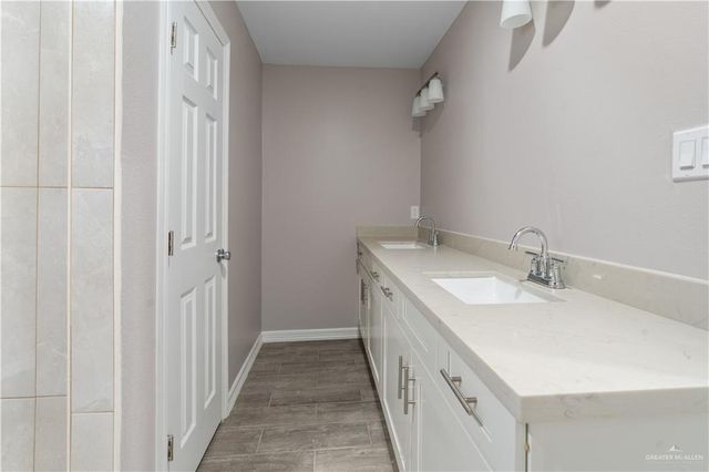 1511 Pine Street, Weslaco, TX 78596