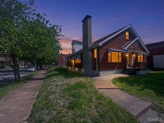 3025 Mount Pleasant Street, St Louis, MO 63111