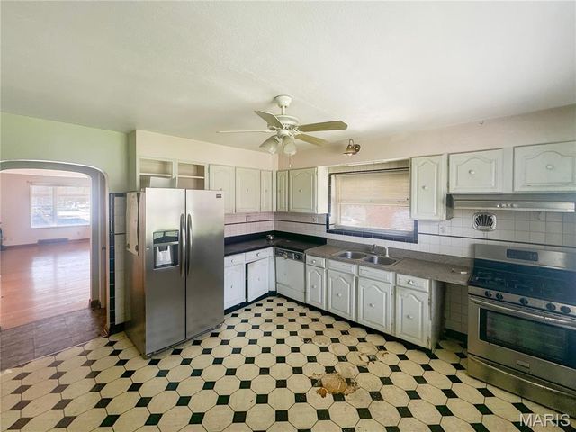 3025 Mount Pleasant Street, St Louis, MO 63111