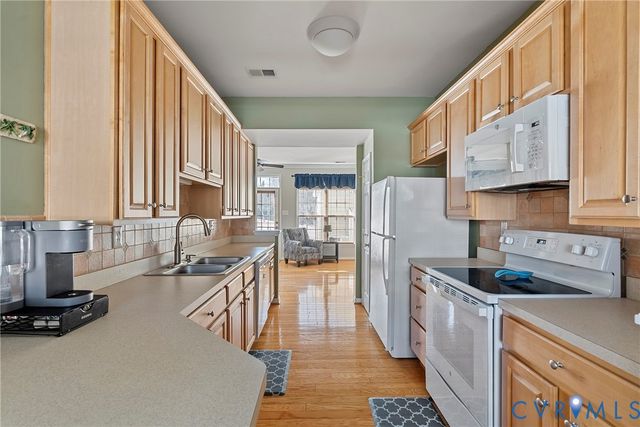 9705 Magnolia Pointe Pl, Glen Allen, VA 23059