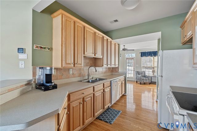 9705 Magnolia Pointe Pl, Glen Allen, VA 23059