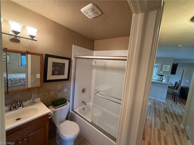 3338 Ottawa CIR 4, Fort Myers, FL 33907