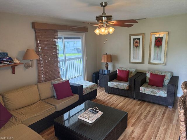 3338 Ottawa CIR 4, Fort Myers, FL 33907