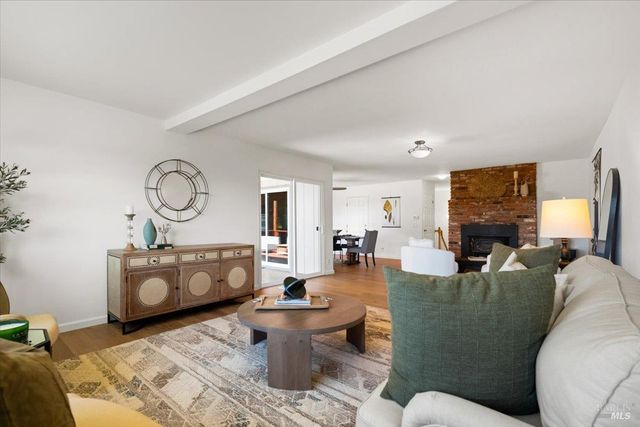 6096 Vine Hill School Rd, Sebastopol, CA 95472