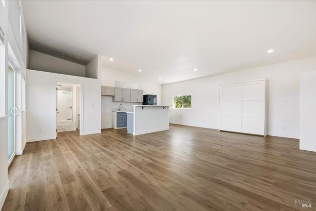 6096 Vine Hill School Rd, Sebastopol, CA 95472