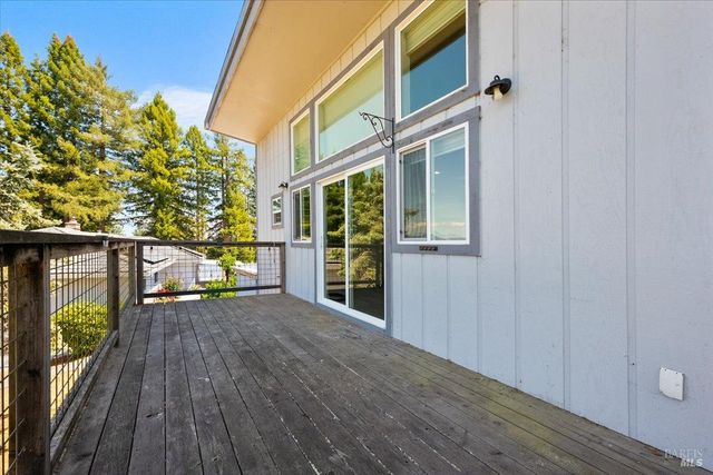 6096 Vine Hill School Rd, Sebastopol, CA 95472
