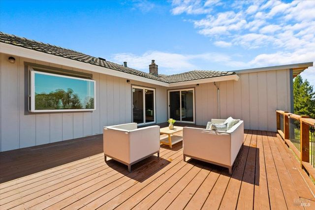 6096 Vine Hill School Rd, Sebastopol, CA 95472