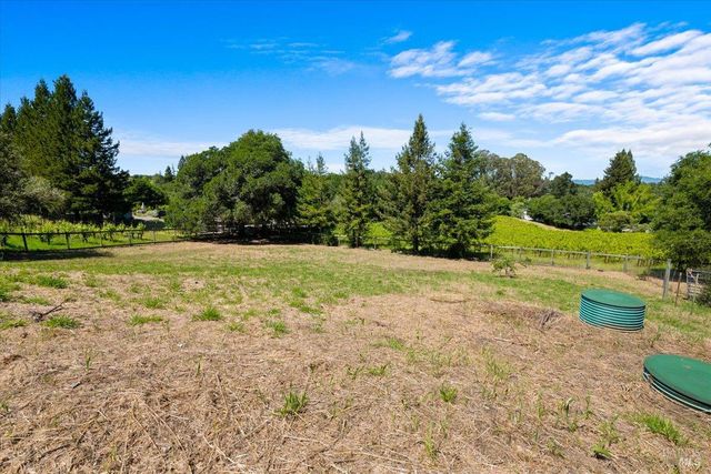 6096 Vine Hill School Rd, Sebastopol, CA 95472