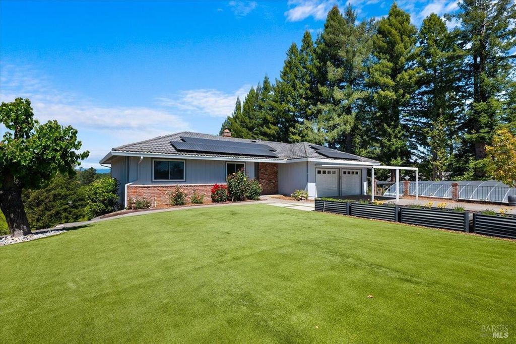 6096 Vine Hill School Rd, Sebastopol, CA 95472