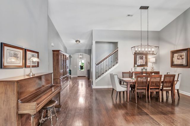 2 Faith Ct, Mount Juliet, TN 37122