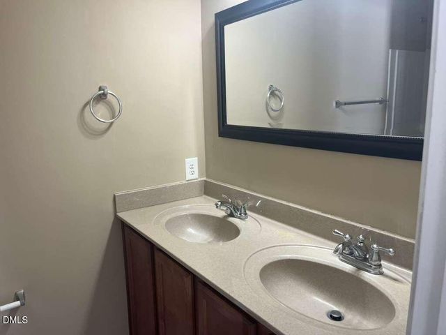 130 Point Comfort Lane, Cary, NC 27519