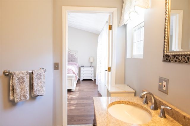 367 Commonwealth Avenue, Warwick, RI 02886