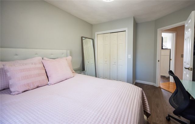 367 Commonwealth Avenue, Warwick, RI 02886