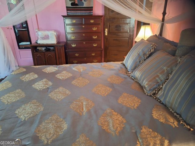 619 Seiler Avenue, Savannah, GA 31401