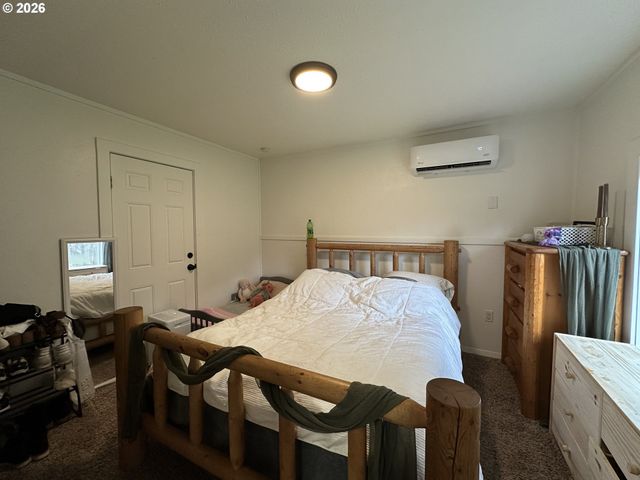 207 W HUMPHREY St, Yacolt, WA 98675