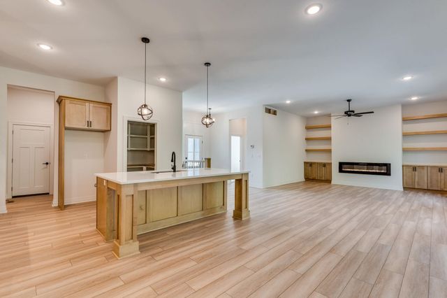 107 S Wellcrest St., Wichita, KS 67052