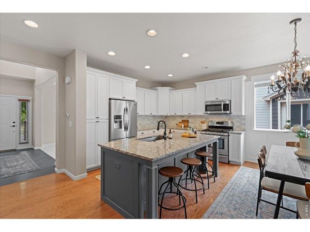 909 Burrowing Owl Dr, Fort Collins, CO 80525