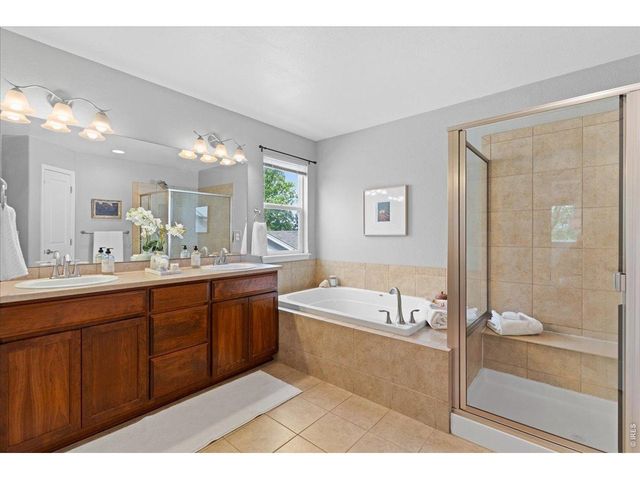 909 Burrowing Owl Dr, Fort Collins, CO 80525