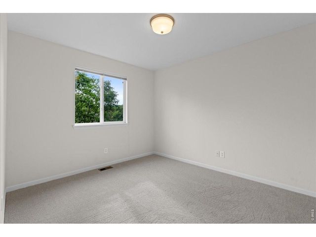 909 Burrowing Owl Dr, Fort Collins, CO 80525