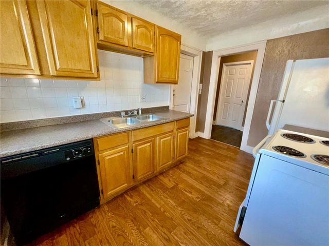 5341 Paseo Boulevard, Kansas City, MO 64110