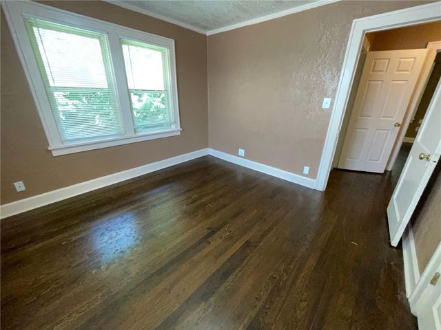 5341 Paseo Boulevard, Kansas City, MO 64110