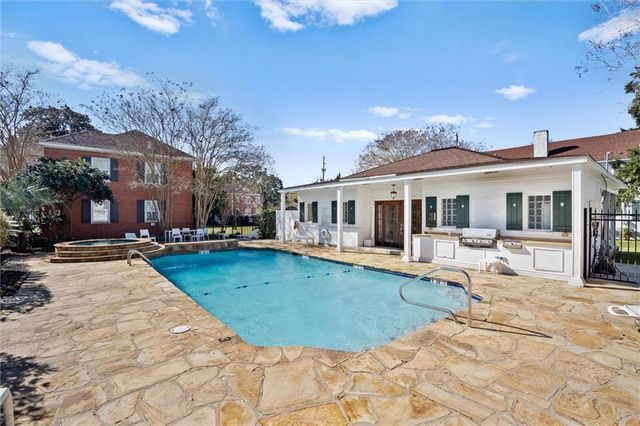 214 Upham Street 10C, Mobile, AL 36607