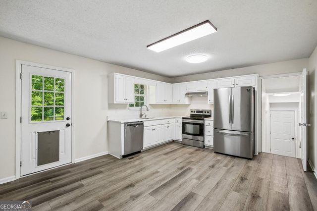 658 Earl North Road, Newnan, GA 30263